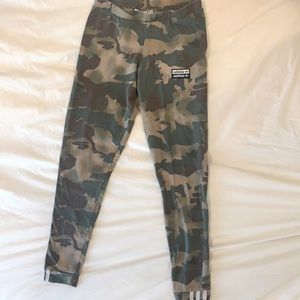 Adidas camo leggings